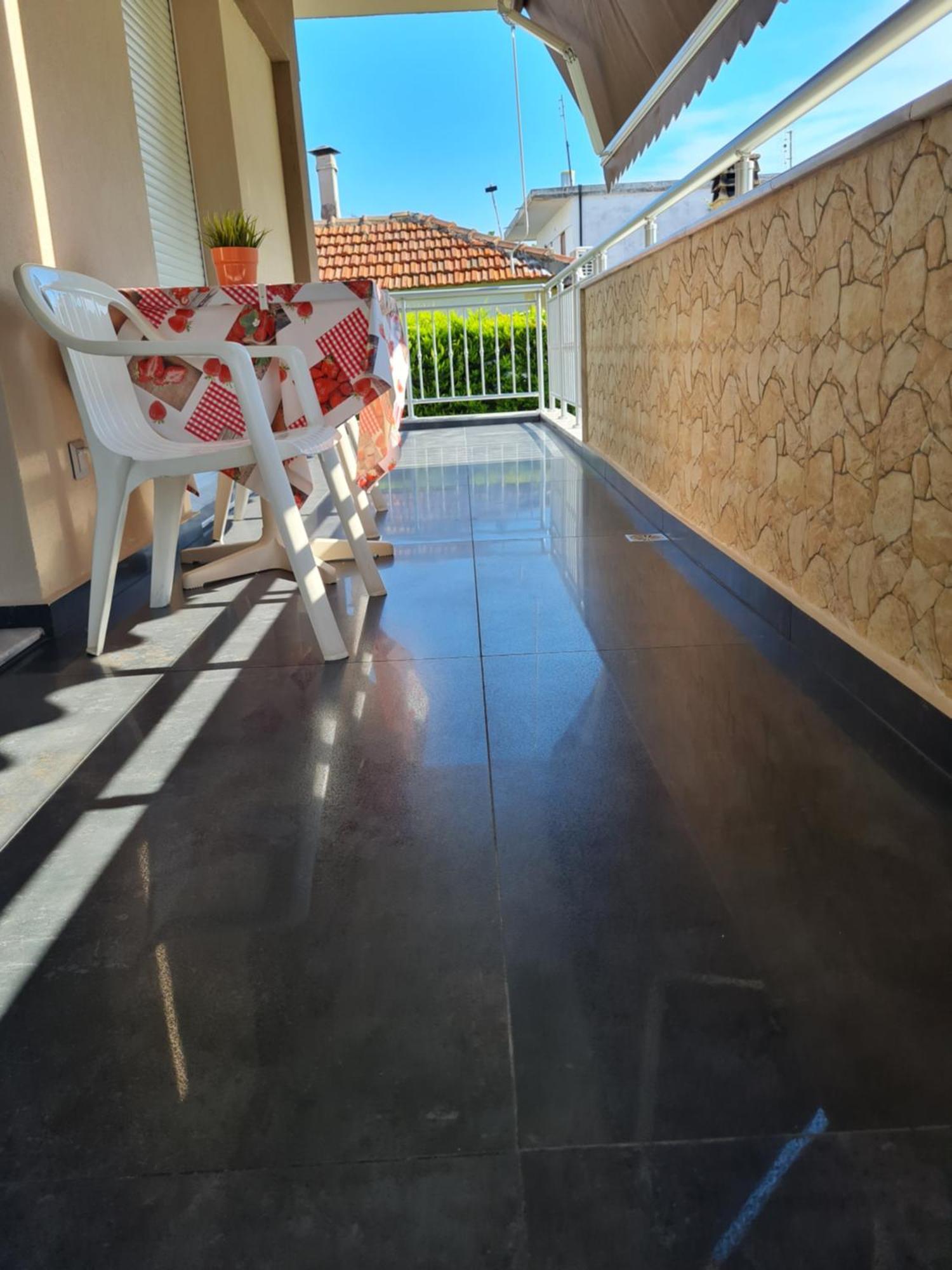 Dimitris Apartments ネア・プラギア エクステリア 写真