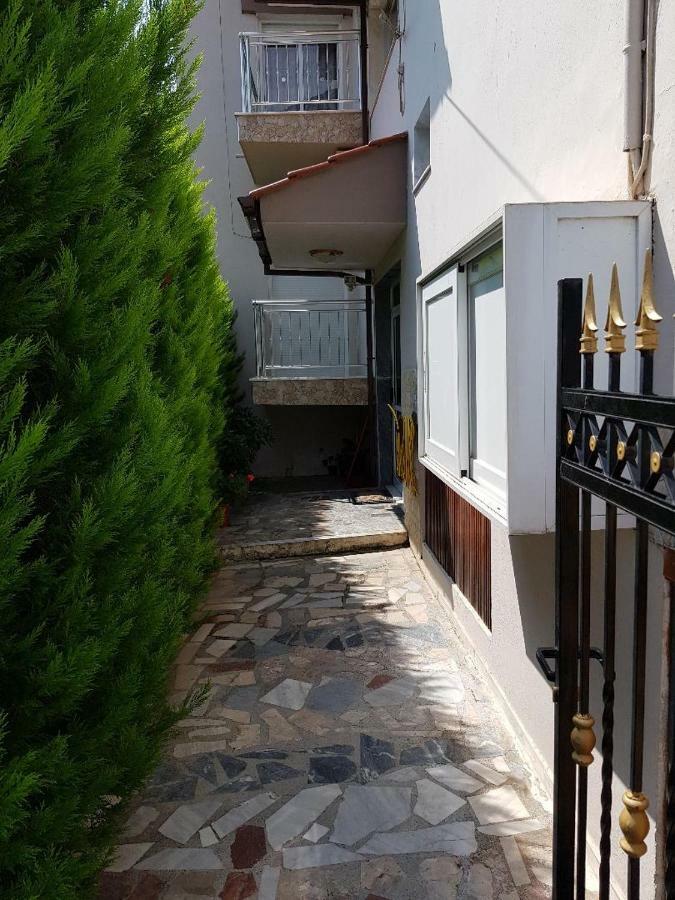 Dimitris Apartments ネア・プラギア エクステリア 写真